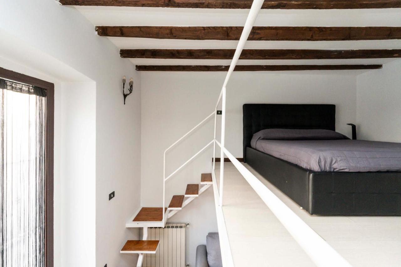 Casemi - Vincenzo 12 In Center Apartment Milan Bagian luar foto